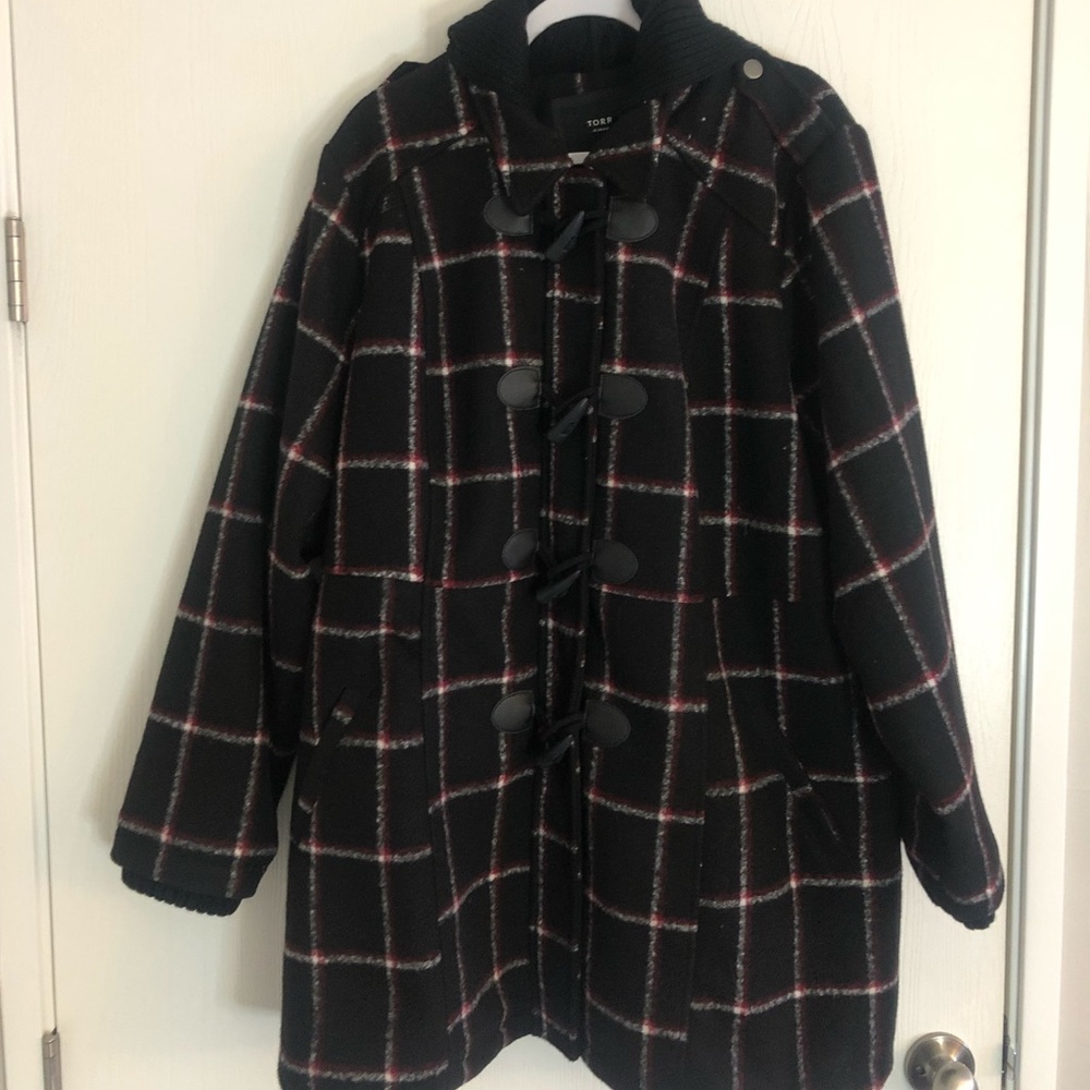 NWT NBW TORRID Size 4 Plaid Coat with Hood🔥